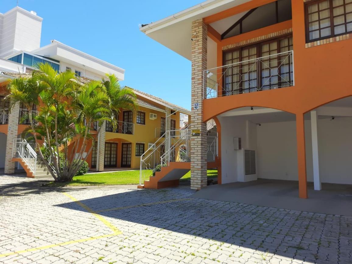 Apartamento Residencial E Com Piscina Farol 9 Proximo Ao Mar Florianopolis